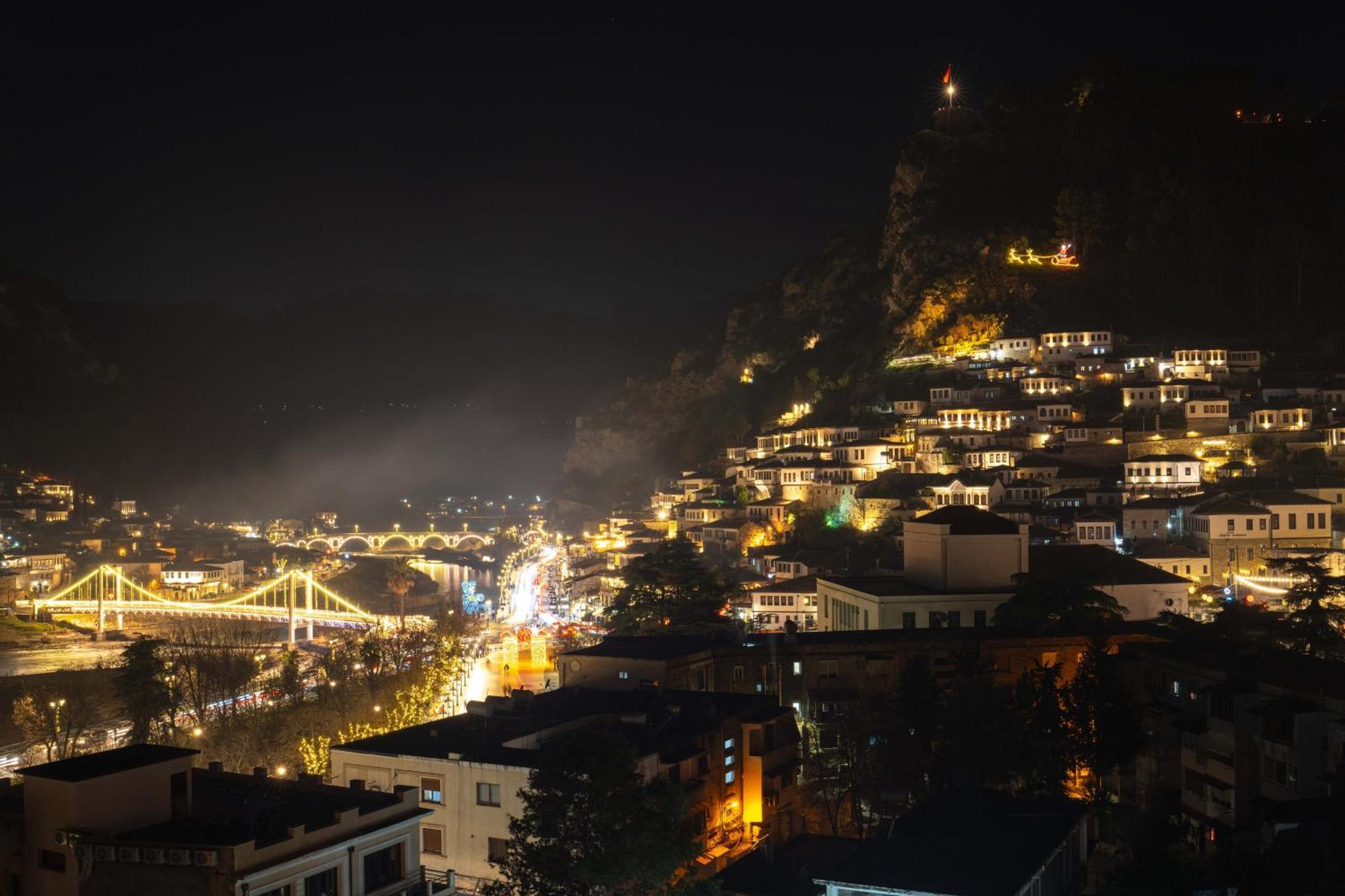 Merko Hotel Berat Exteriör bild