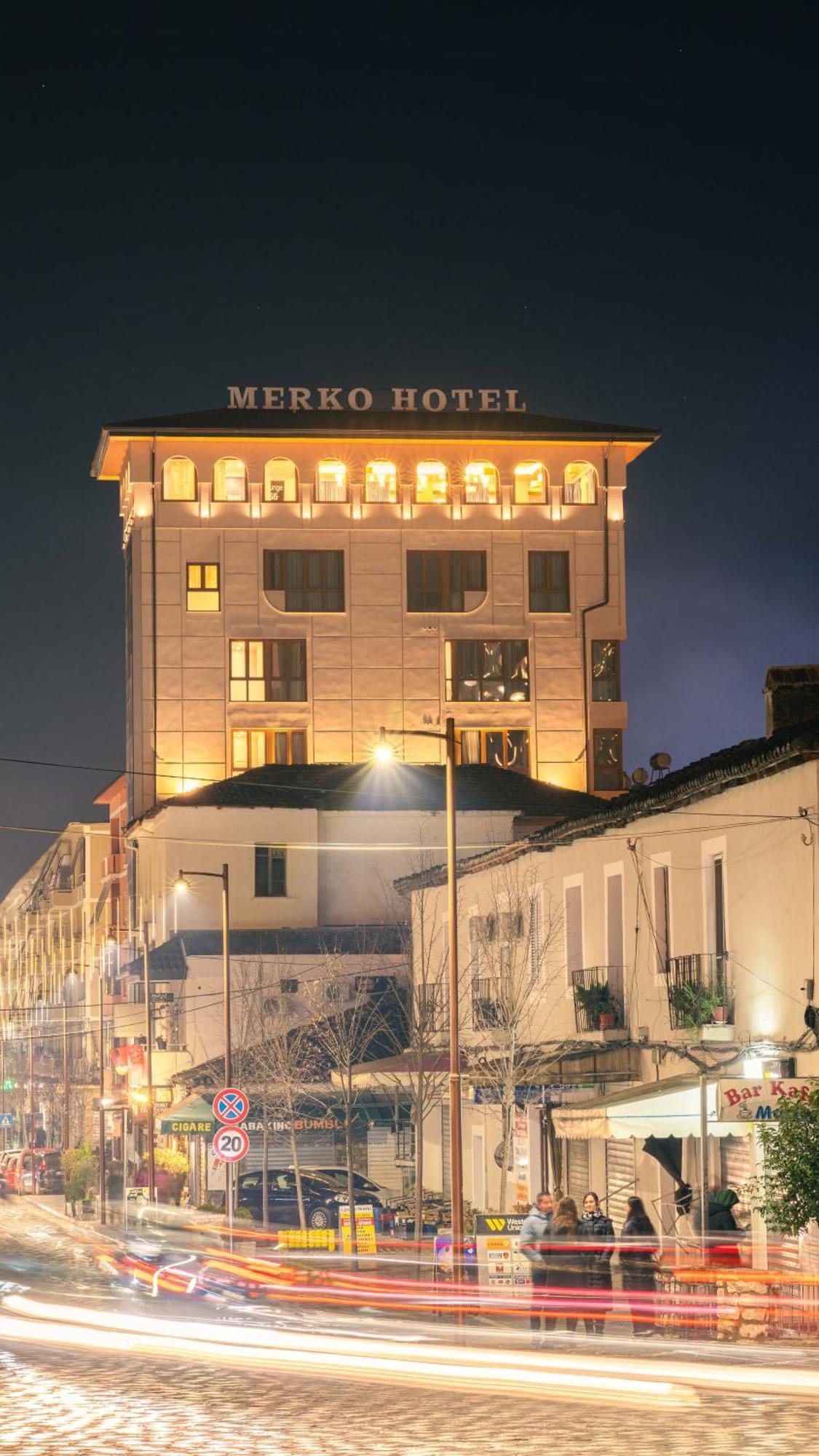 Merko Hotel Berat Exteriör bild