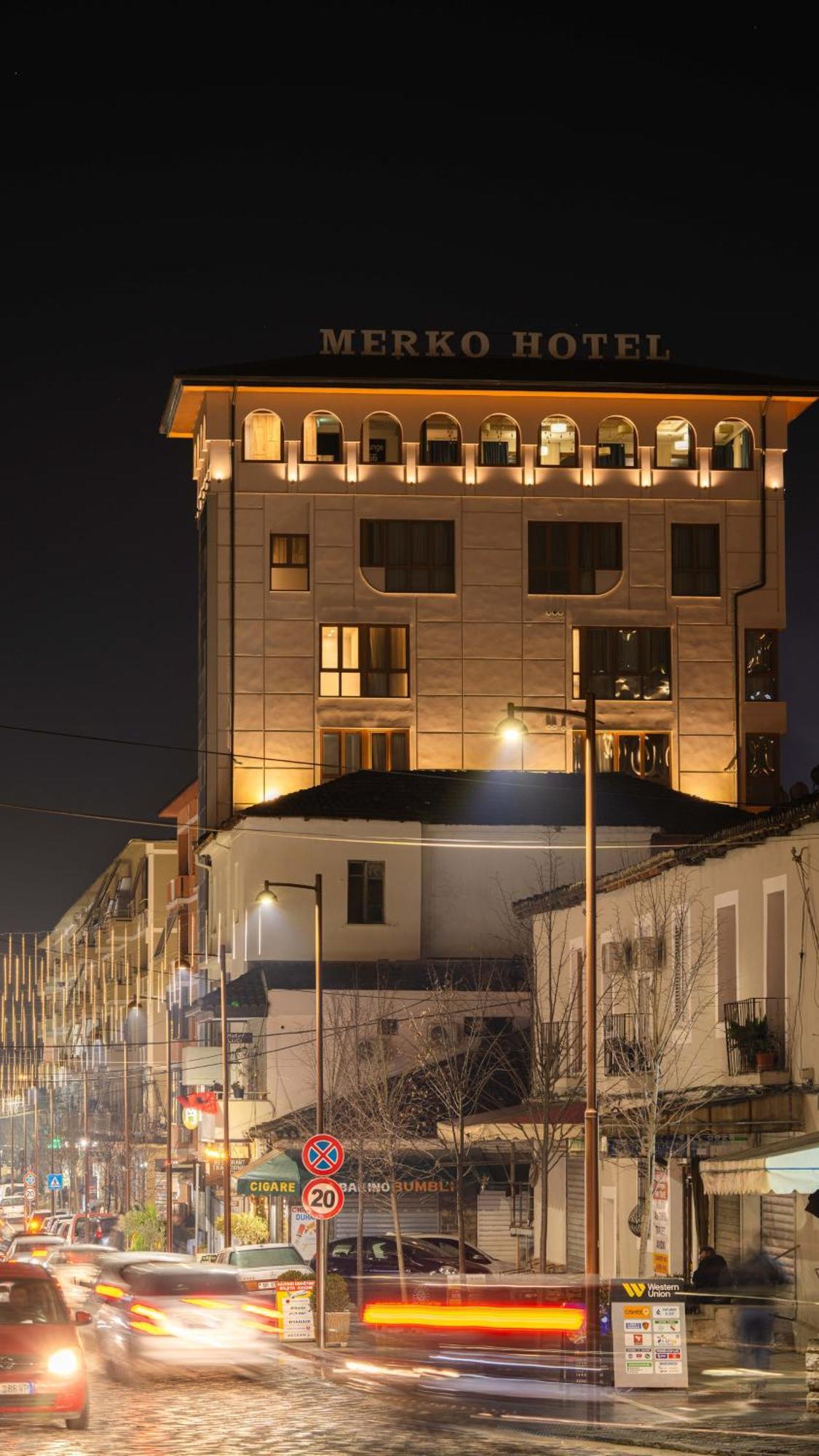 Merko Hotel Berat Exteriör bild